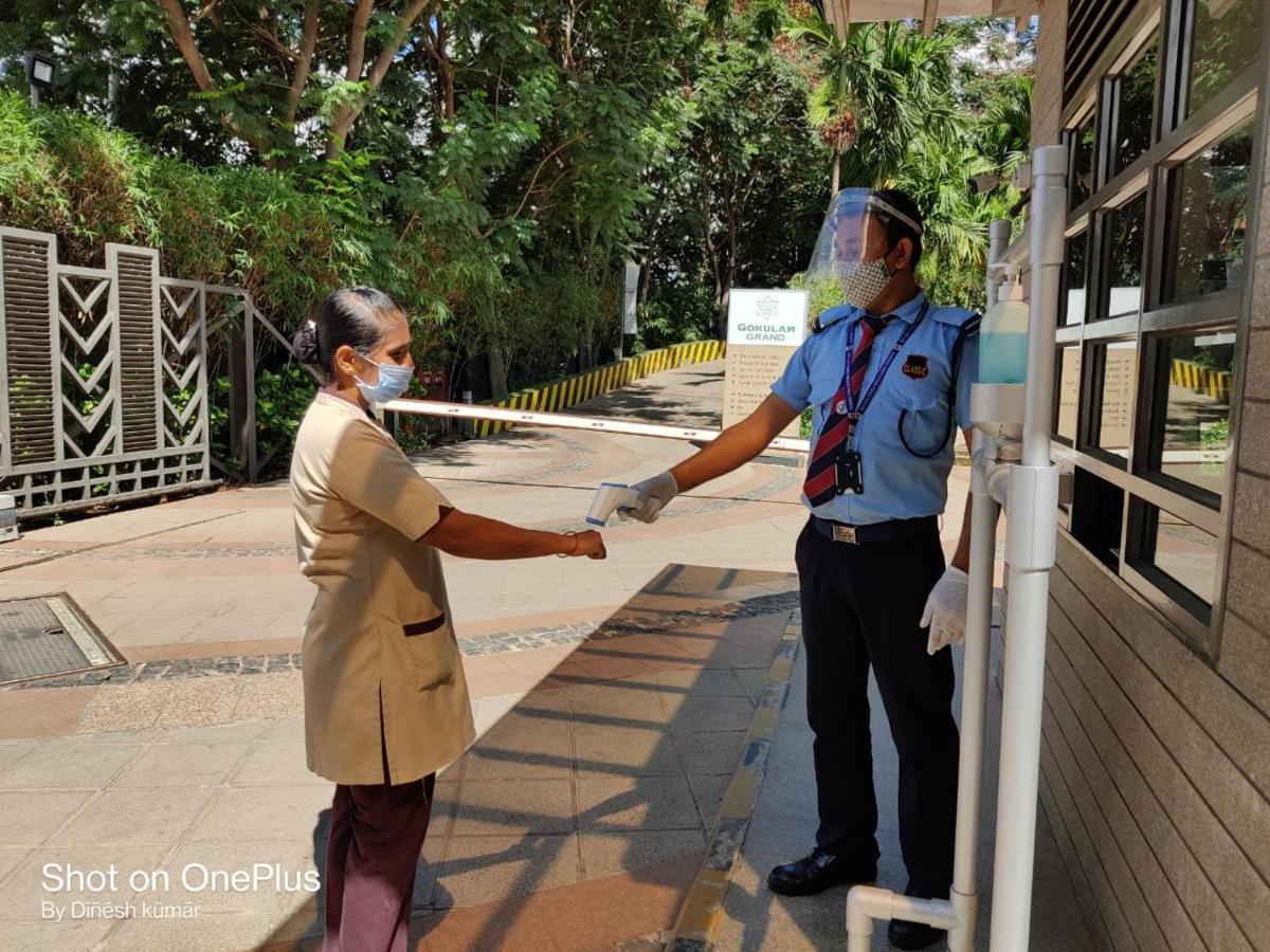 Gokulam Grand Hotel & Spa Bangalore Dış mekan fotoğraf