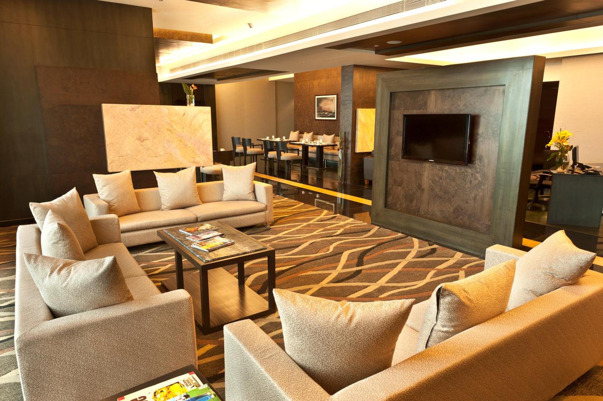 Gokulam Grand Hotel & Spa Bangalore Dış mekan fotoğraf