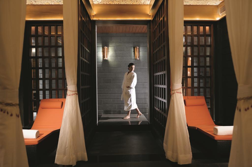Gokulam Grand Hotel & Spa Bangalore Dış mekan fotoğraf