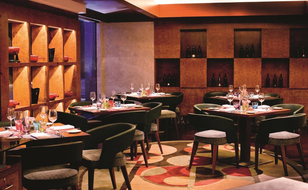 Gokulam Grand Hotel & Spa Bangalore Dış mekan fotoğraf